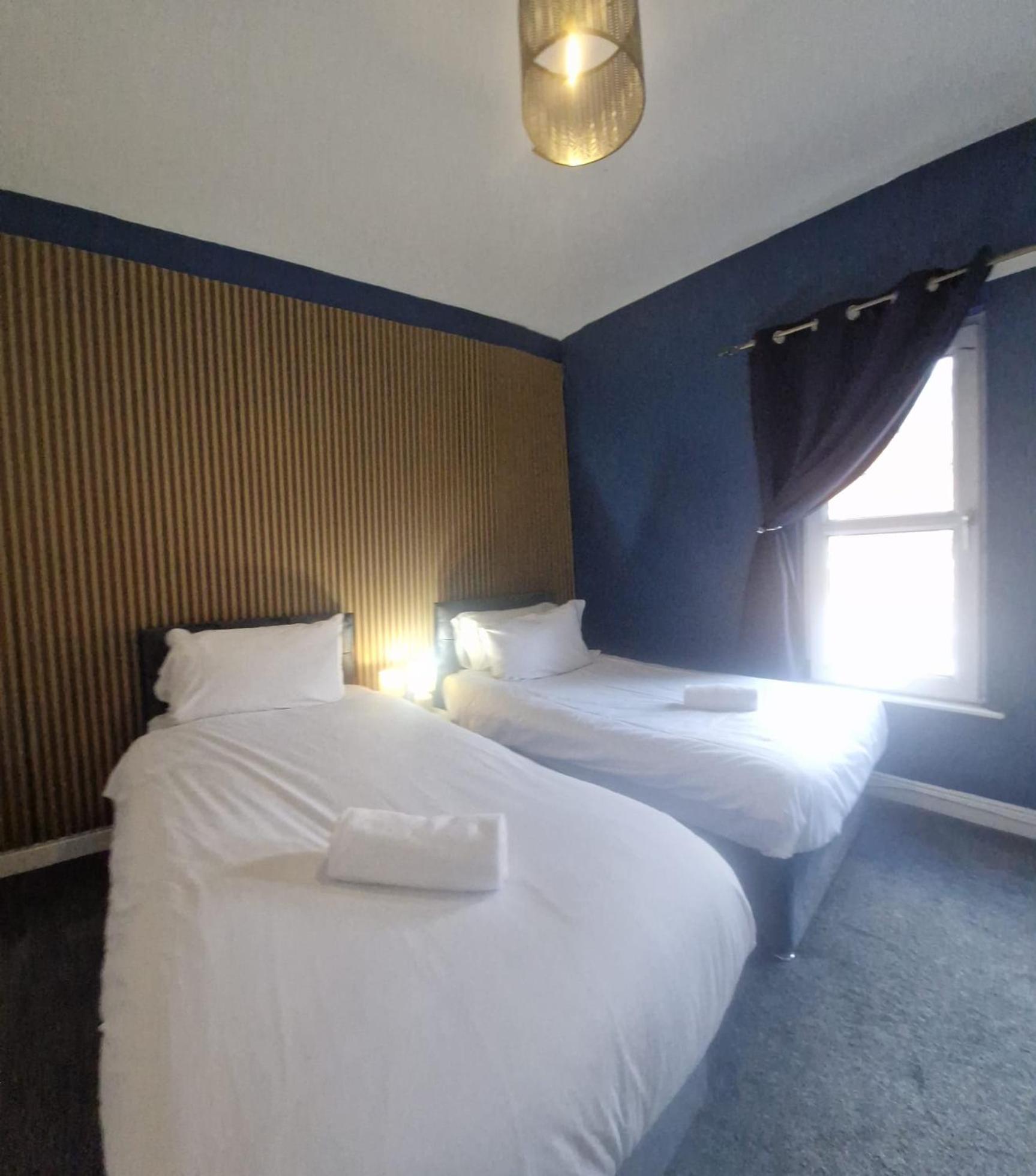 4Br House Popular Ravenhill Road Villa Белфаст Екстериор снимка